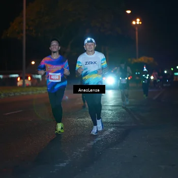 Runner Photo 4341664