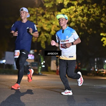 Runner Photo 4341674