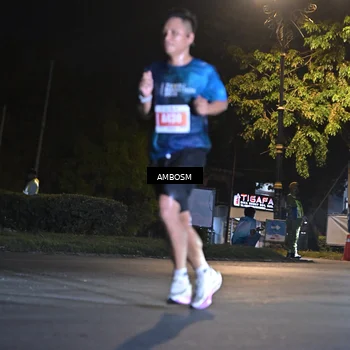 Runner Photo 4341689