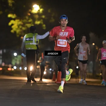 Runner Photo 4341695