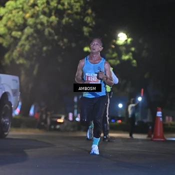 Runner Photo 4341705
