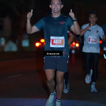 Runner Photo 4341714