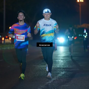 Runner Photo 4341716