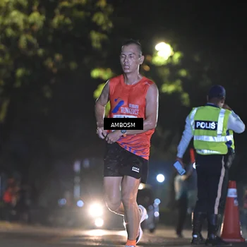 Runner Photo 4341718