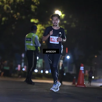 Runner Photo 4341768