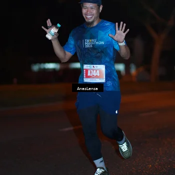 Runner Photo 4341779
