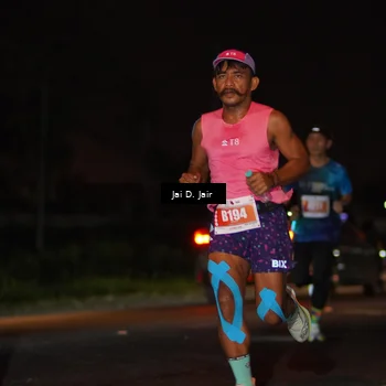 Runner Photo 4341794