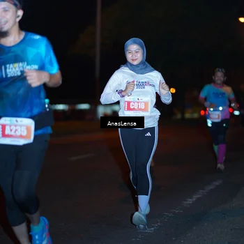 Runner Photo 4341795