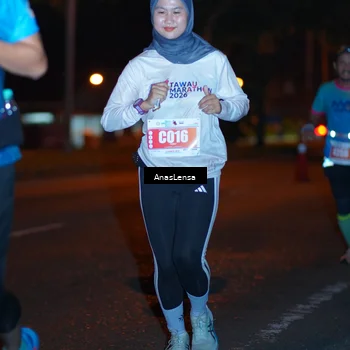 Runner Photo 4341799