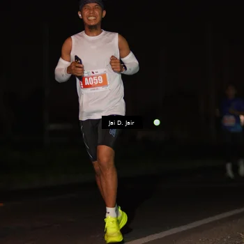 Runner Photo 4341806