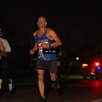 Runner Photo 4341807