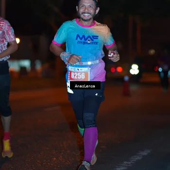Runner Photo 4341810