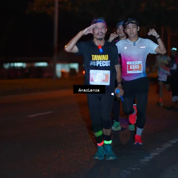 Runner Photo 4341824