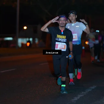 Runner Photo 4341840