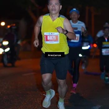 Runner Photo 4341844