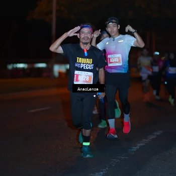 Runner Photo 4341845