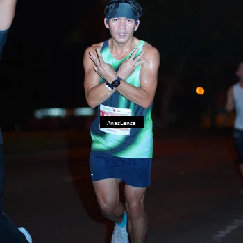 Runner Photo 4341865
