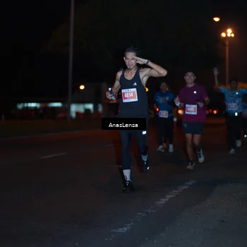 Runner Photo 4341876