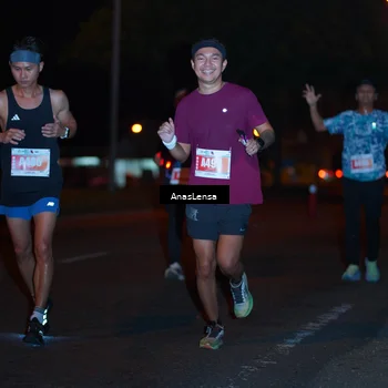 Runner Photo 4341879