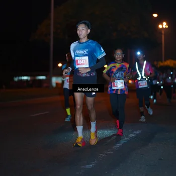 Runner Photo 4341909
