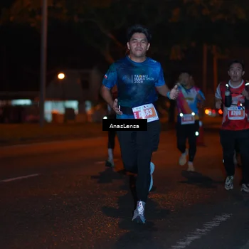 Runner Photo 4341916