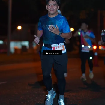 Runner Photo 4341928