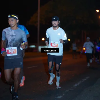 Runner Photo 4341967