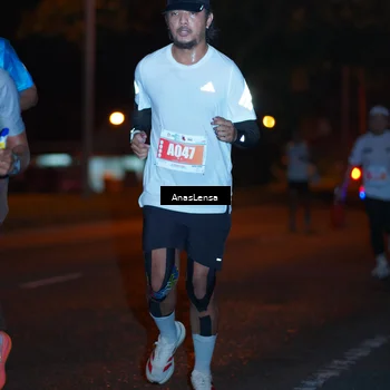 Runner Photo 4341968