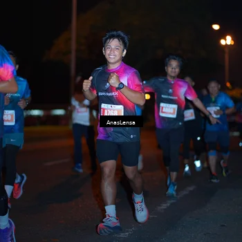 Runner Photo 4341969
