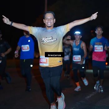 Runner Photo 4341980