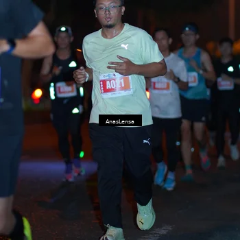 Runner Photo 4341999