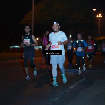 Runner Photo 4342036