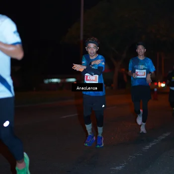 Runner Photo 4342072