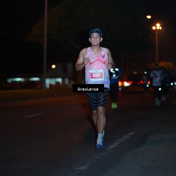 Runner Photo 4342076