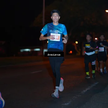 Runner Photo 4342089