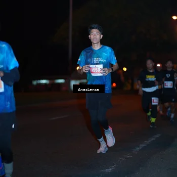 Runner Photo 4342091