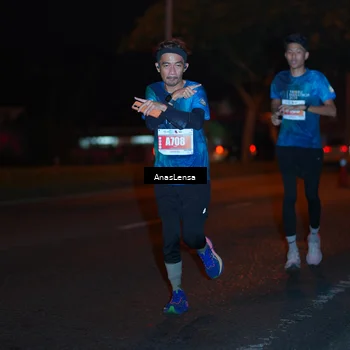 Runner Photo 4342092