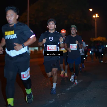 Runner Photo 4342099