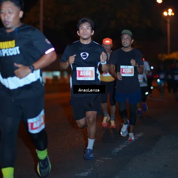 Runner Photo 4342101