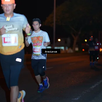 Runner Photo 4342104