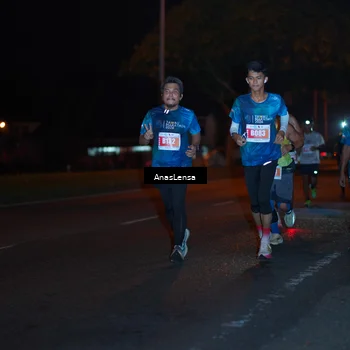 Runner Photo 4342126