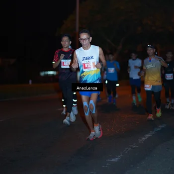 Runner Photo 4342179
