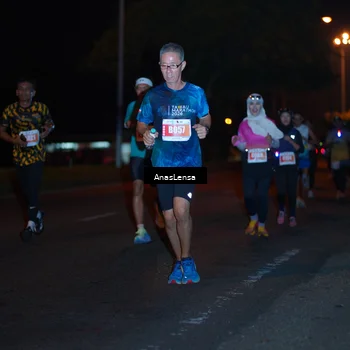Runner Photo 4342180