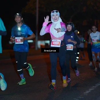Runner Photo 4342192