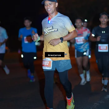 Runner Photo 4342198