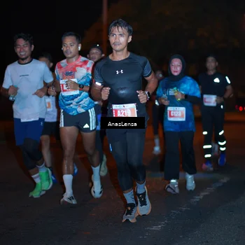 Runner Photo 4342199