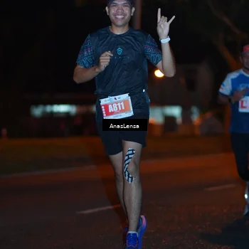 Runner Photo 4342204