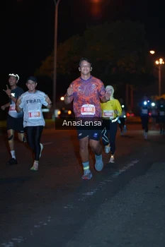 Runner Photo 4342245