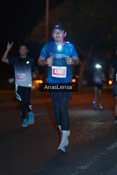 Runner Photo 4342248