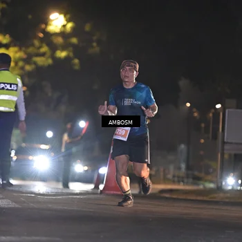 Runner Photo 4342278